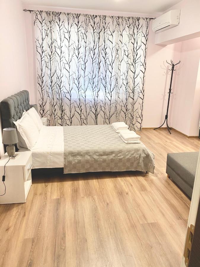 Central Apartment Plovdiv Exteriör bild