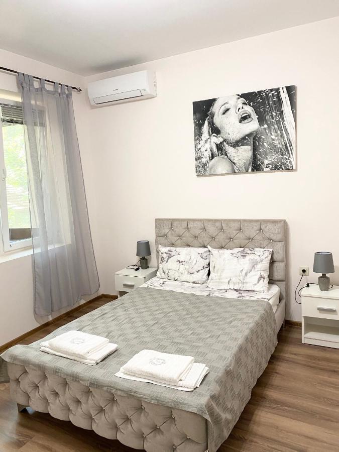 Central Apartment Plovdiv Exteriör bild